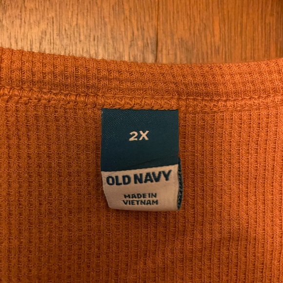 Dusty Salmon colored Henley waffle long sleeve top - Picture 3 of 3